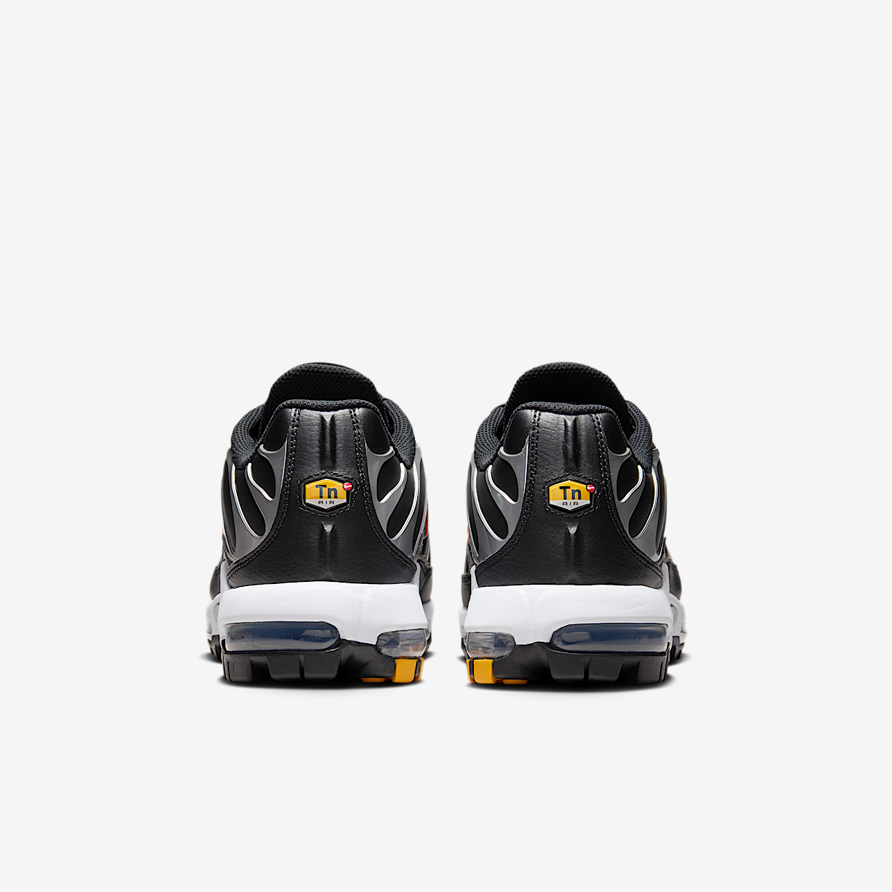 Nike Air Max Plus sneaker Zwart/Metallic Silver/Total Orange