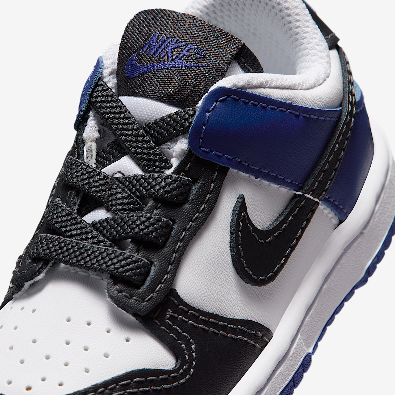 Nike Dunk Low sneaker Wit/Deep Night/Dark Smoke Grey