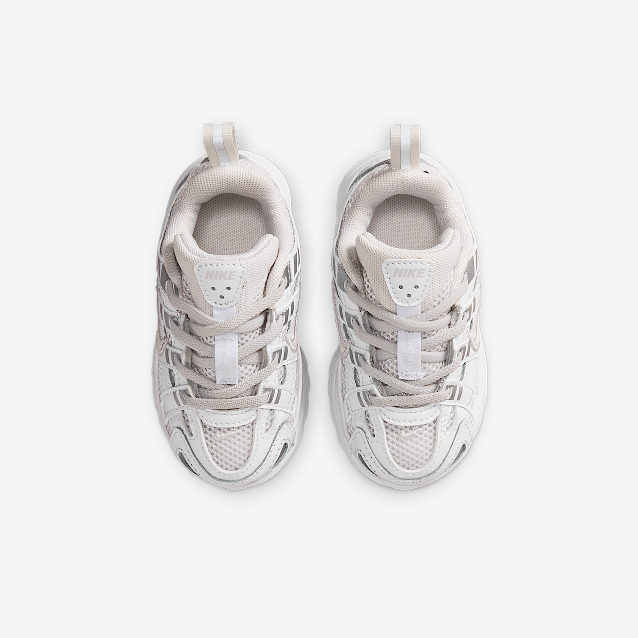 Nike P-6000 sneaker Platinum Tint/Wit/Metallic Silver/Platinum Tint