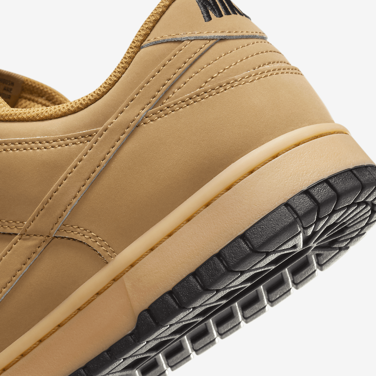 Nike Dunk Low sneaker Wheat/Gum Yellow/Zwart/Wheat