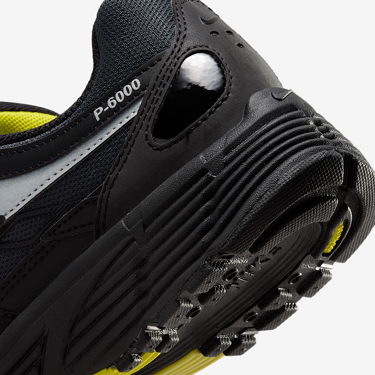 Nike P-6000 sneaker Anthracite/High Voltage/Metallic Silver/Zwart