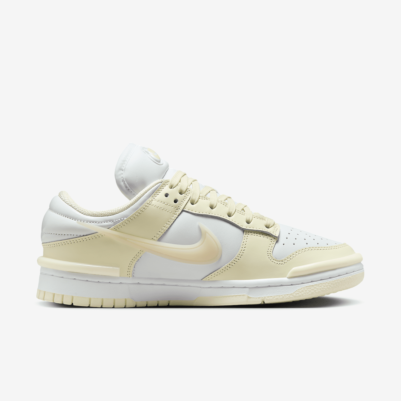 Nike Dunk Low sneaker Coconut Milk/Wit/Guava Ice