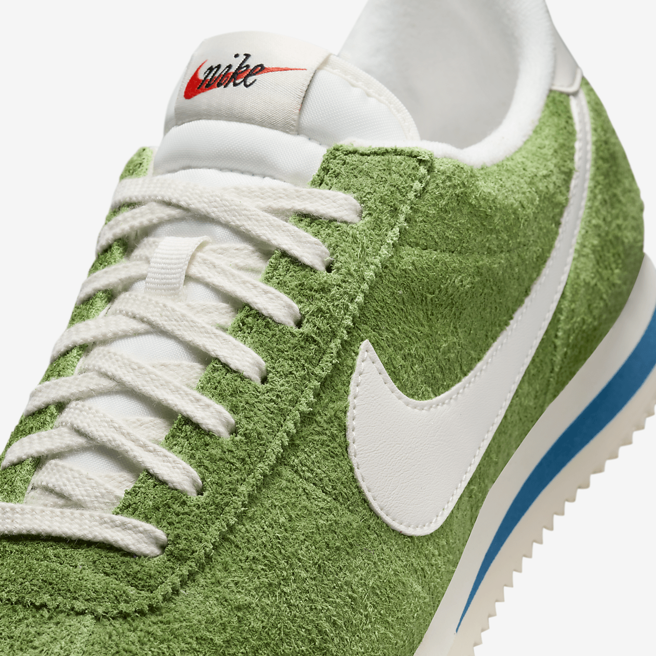 Nike 530 sneaker Chlorophyll/Light Photo Blue/Coconut Milk/Sail