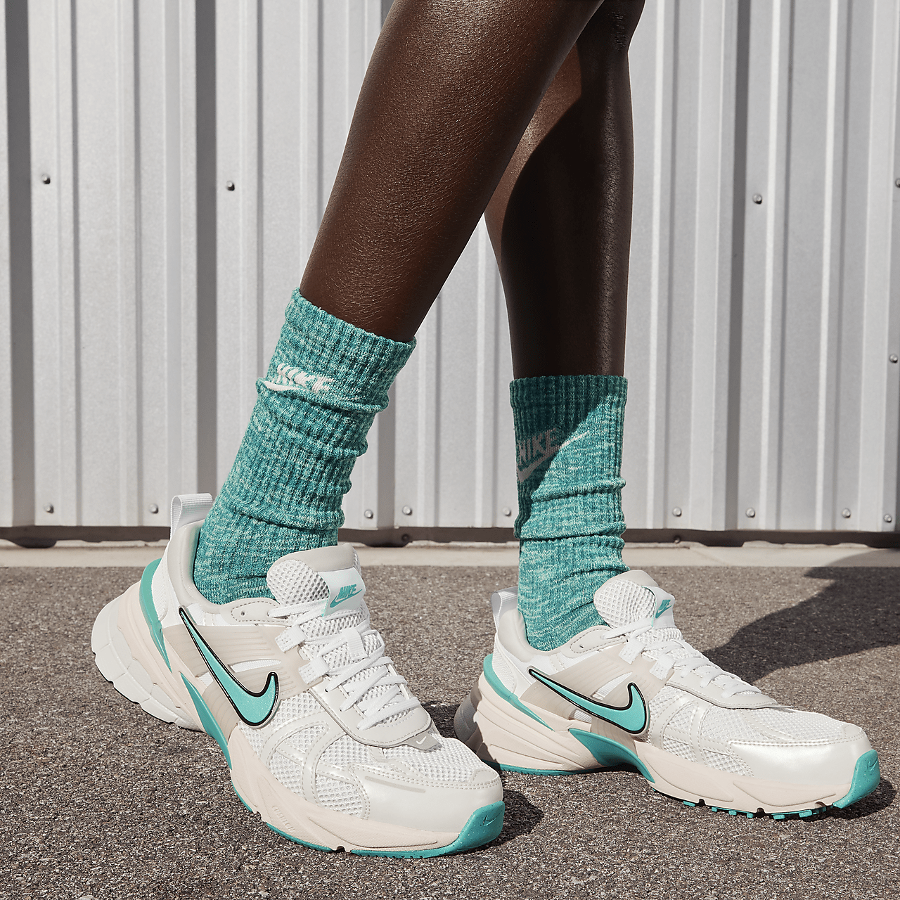 Nike  sneaker Wit/Coconut Milk/Summit White/Dusty Cactus