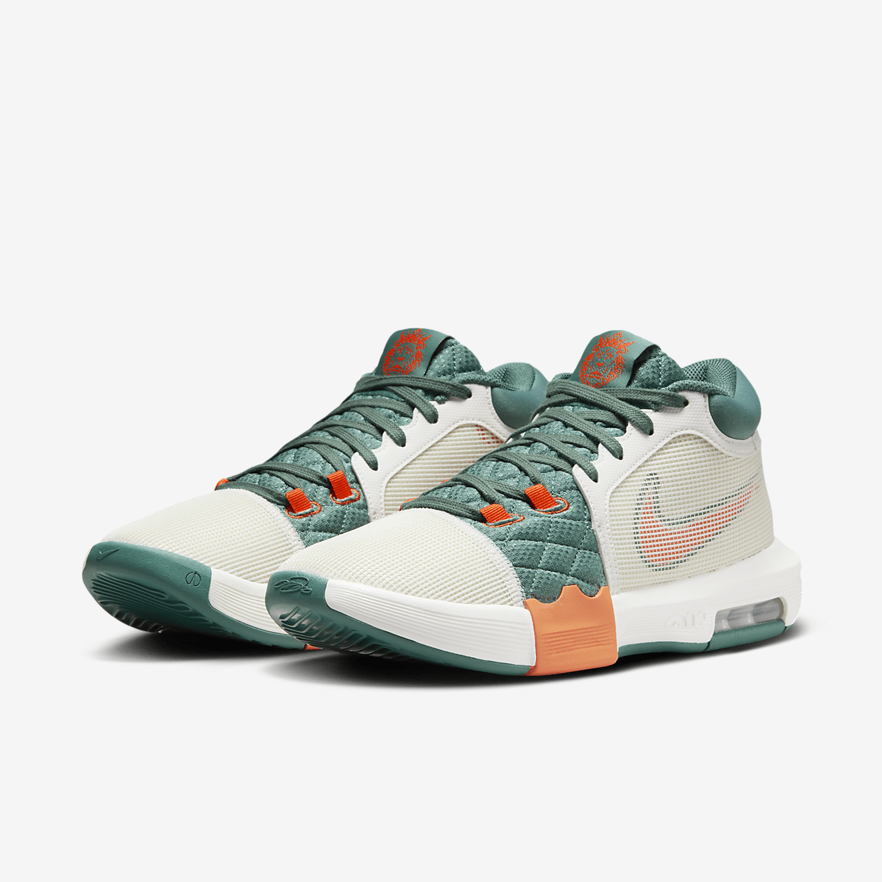 Nike LeBron sneaker Sail/Bicoastal/Campfire Orange/Safety Orange