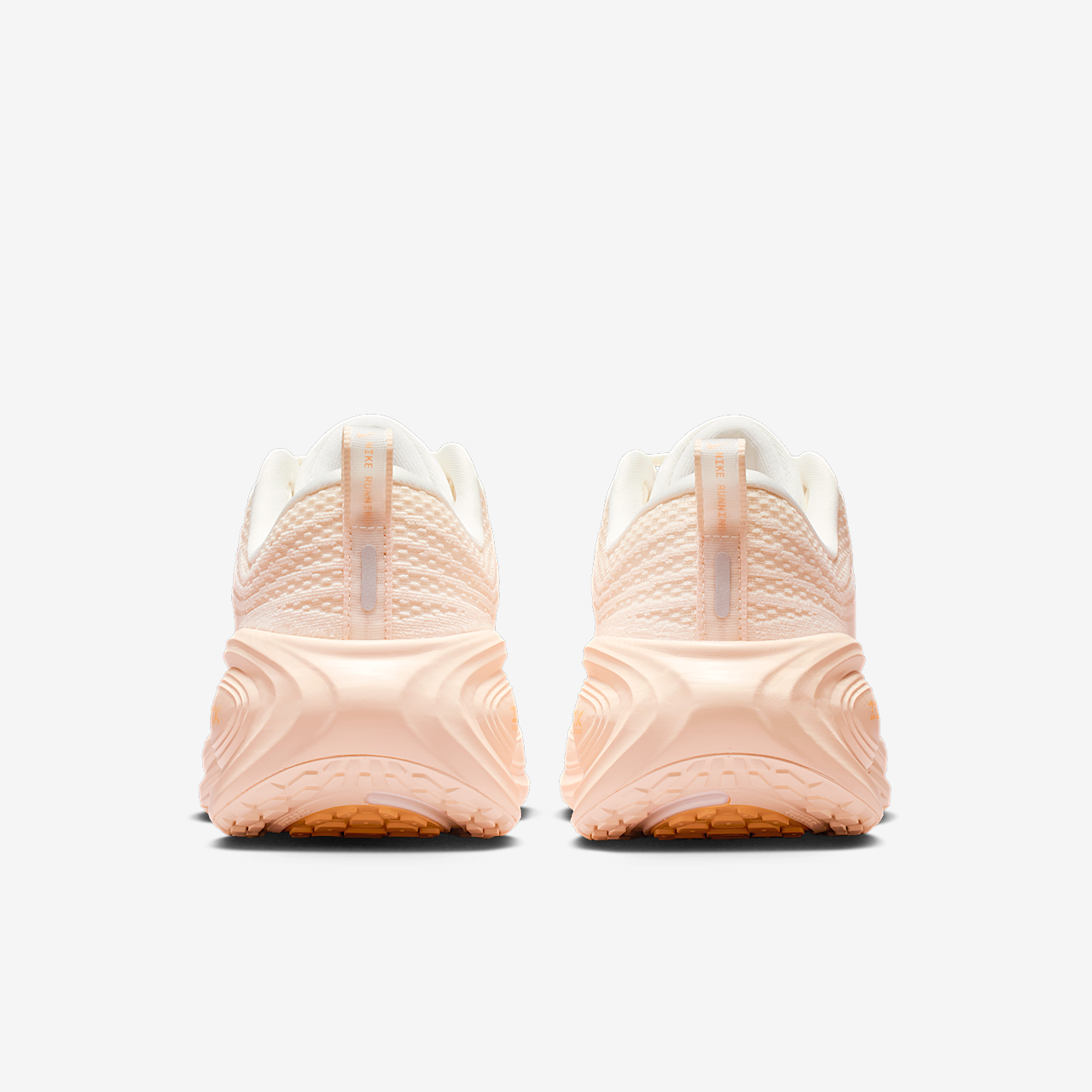 Nike Vomero sneaker Guava Ice/Orange Chalk/Sail