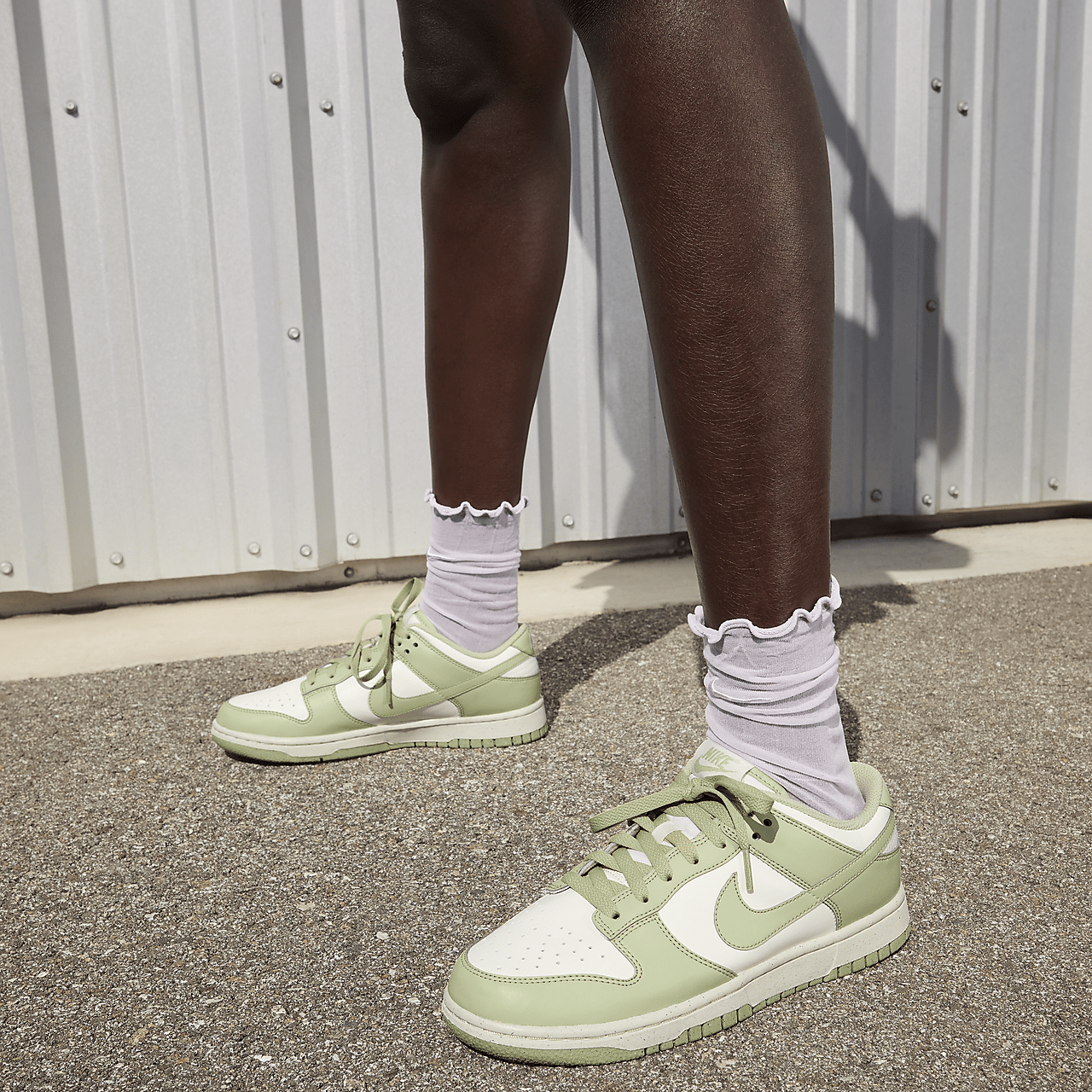 Nike Dunk Low sneaker Olive Aura/Coconut Milk/Wit/Sail