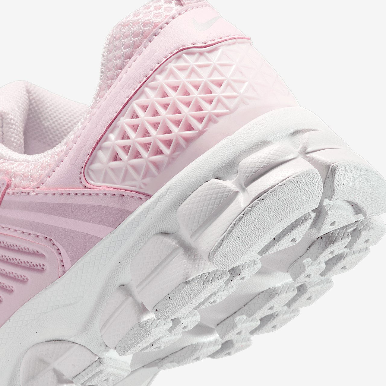 Nike Vomero sneaker Pearl Pink/Bleached Lilac/Summit White/Vast Grey
