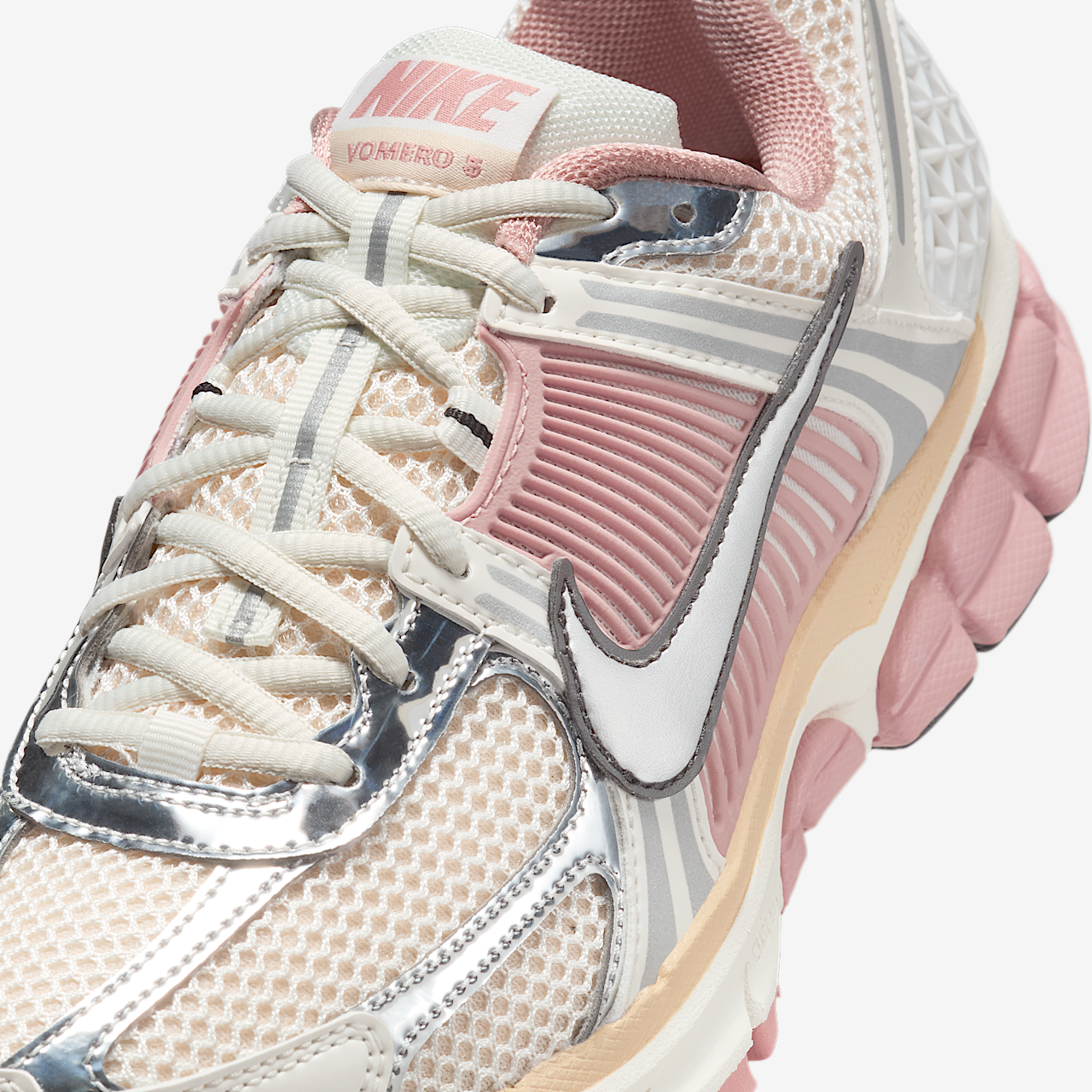 Nike Vomero sneaker Sail/Pearl White/Particle Pink/Sail