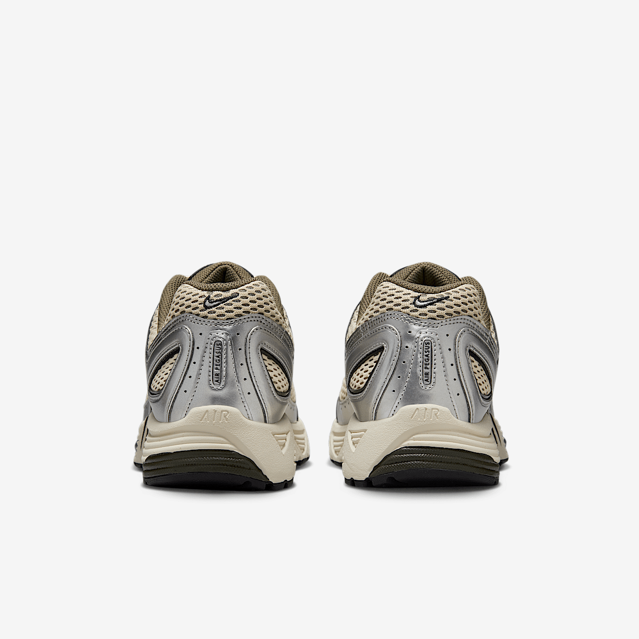 Nike 574 sneaker Light Khaki/Medium Olive/Photon Dust/Metallic Silver