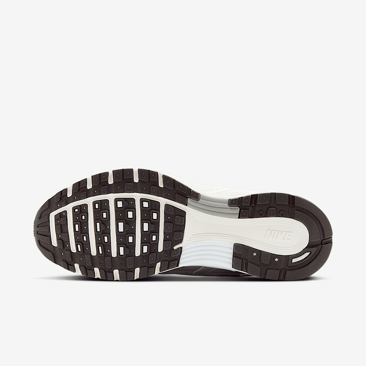 Nike P-6000 sneaker Wit/Blue Tint/Sail/Metallic Silver