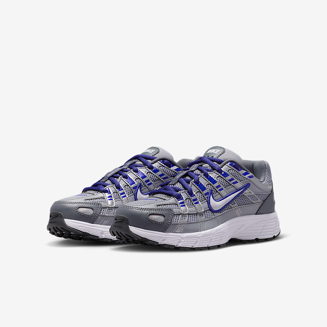 Nike P-6000 sneaker Wolf Grey/Deep Night/Metallic Silver/Wit