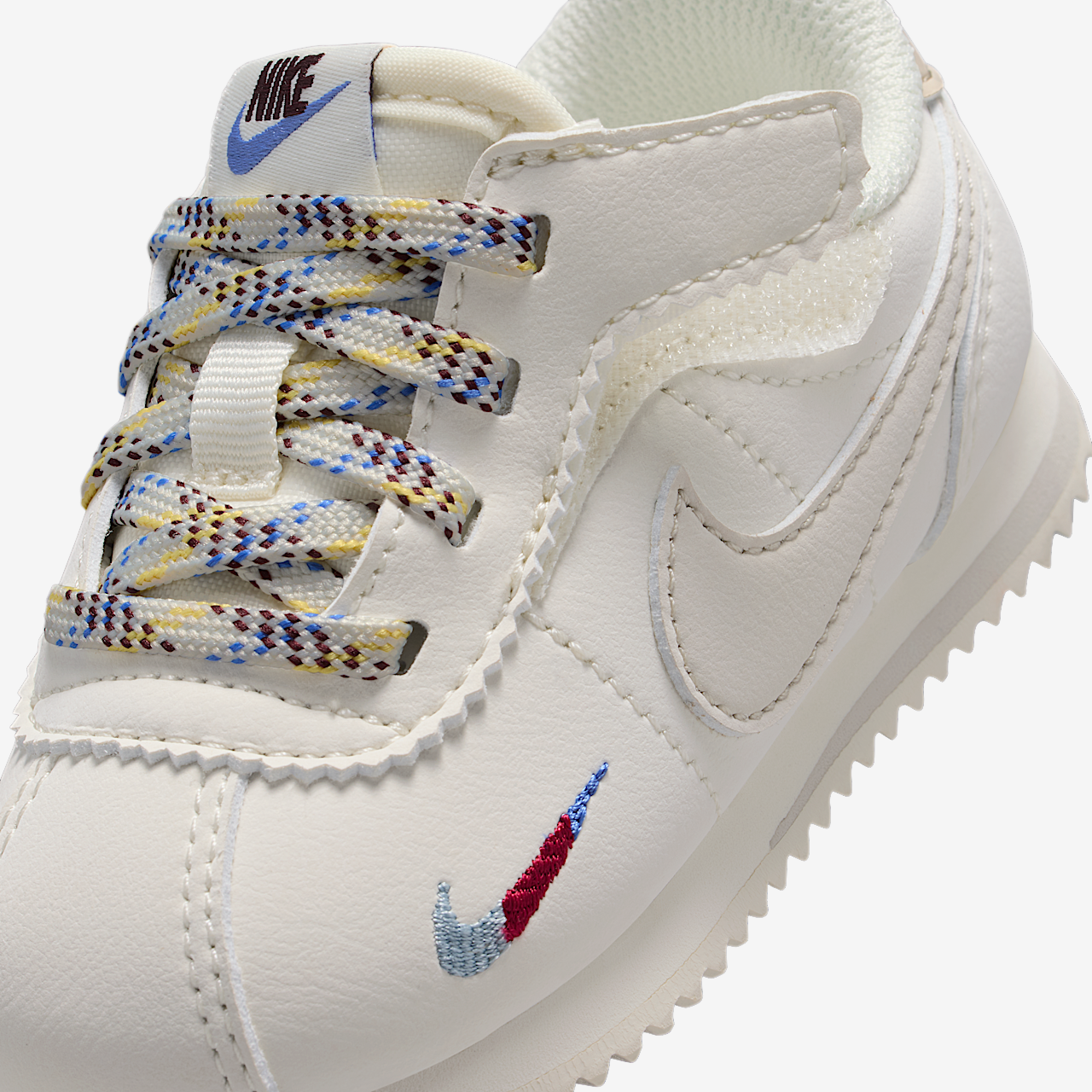 Nike Cortez sneaker Soft Pearl/Comet Blue/Burgundy Crush/Light Orewood Brown