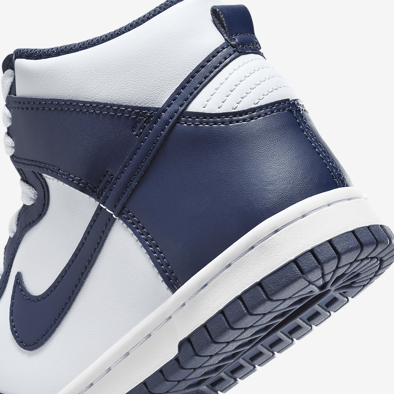 Nike Dunk High sneaker Football Grey/Wit/Midnight Navy