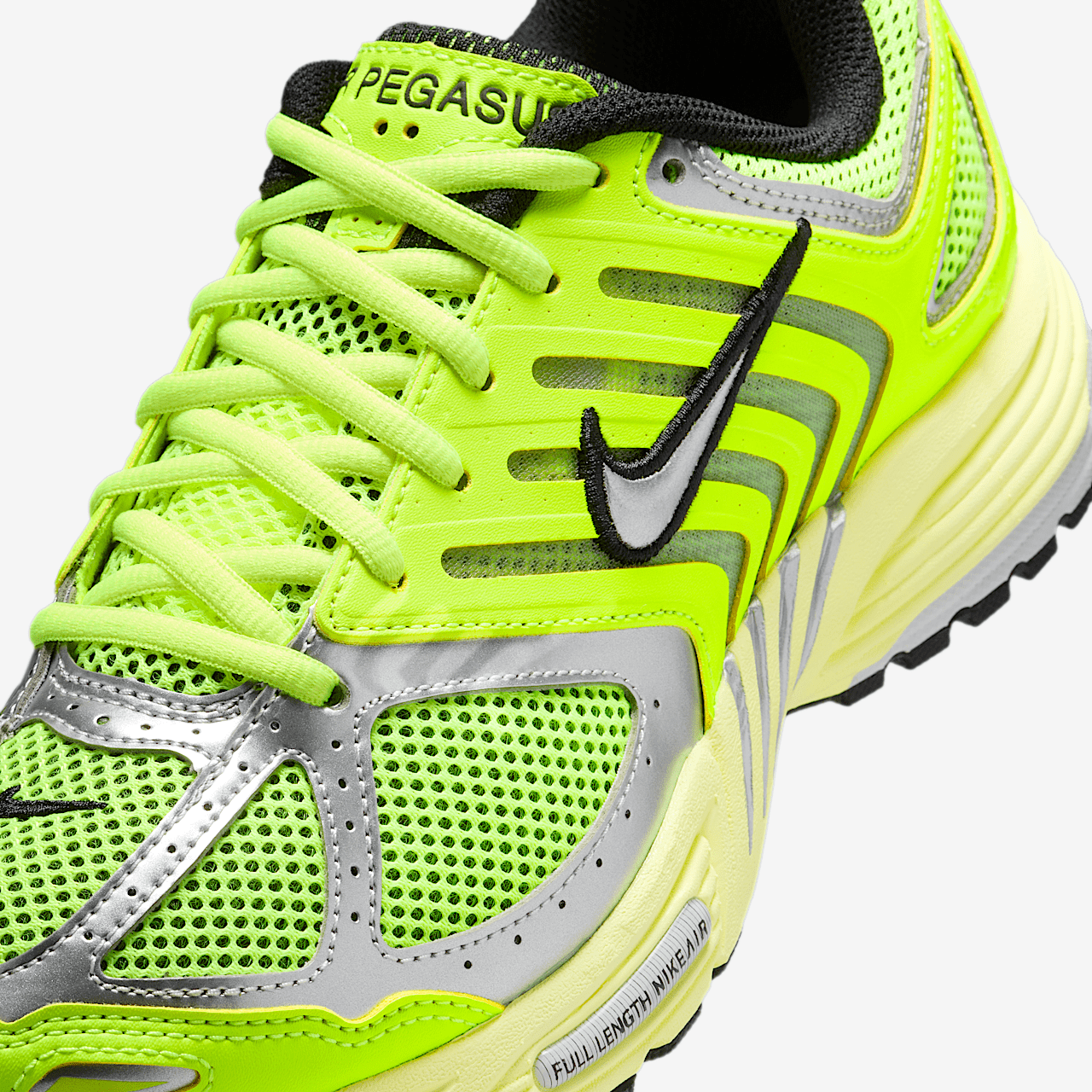 Nike Pegasus sneaker Volt/Zwart/Pure Platinum/Metallic Silver