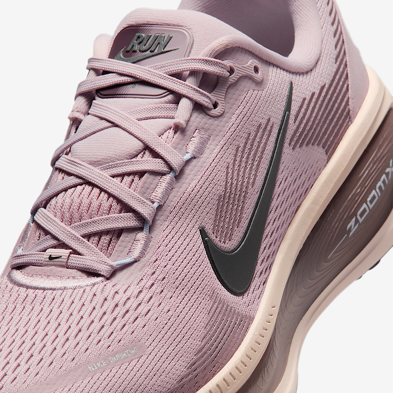 Nike Vomero sneaker Particle Rose/Silt Red/Tattoo/Off Noir