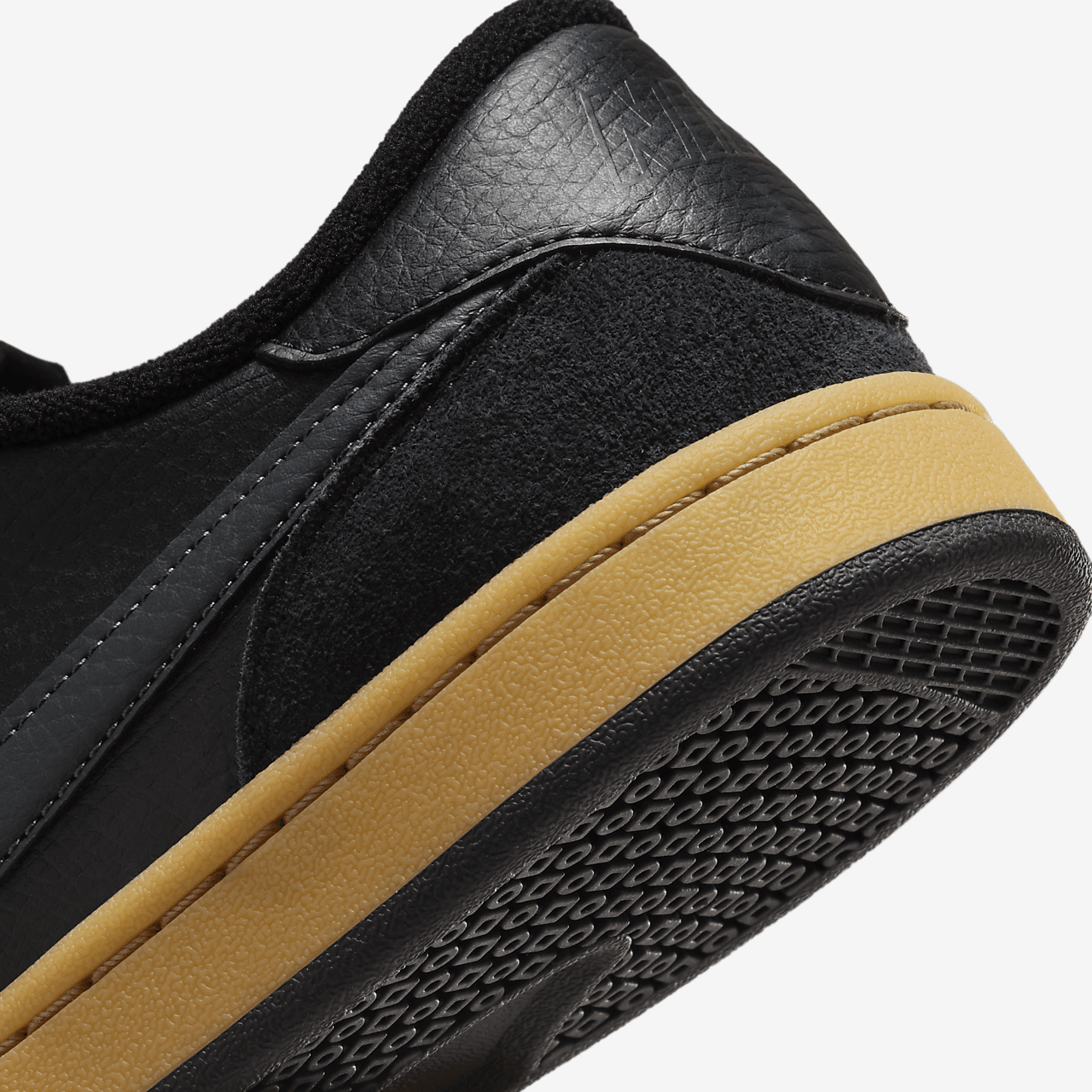 Nike  sneaker Zwart/Zwart/Vivid Orange/Anthracite