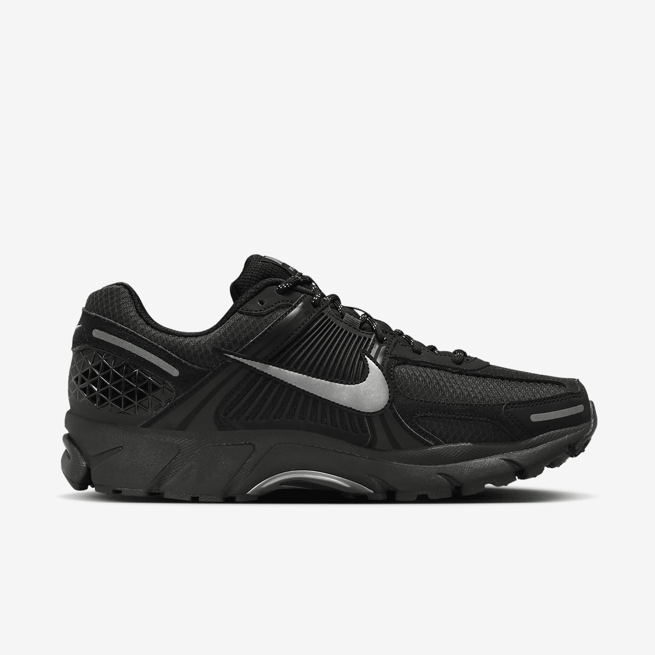 Nike  sneaker Zwart/Sequoia/Flat Pewter/Metallic Pewter