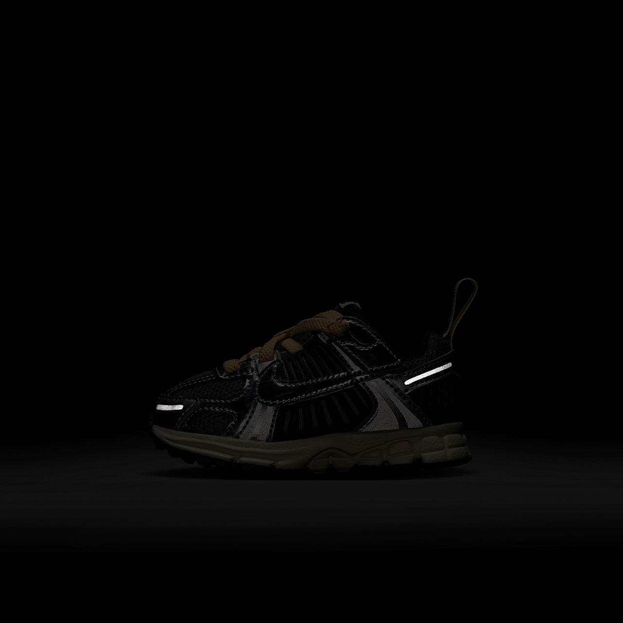 Nike Vomero sneaker Iron Grey/Metallic Silver/Coconut Milk/Chrome