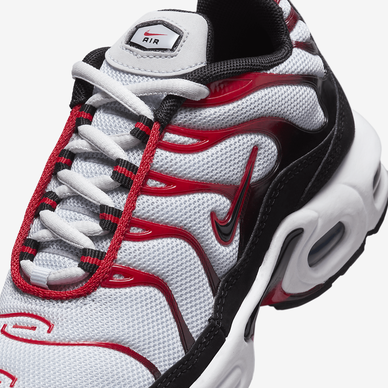 Nike Air Max Plus sneaker Pure Platinum/Zwart/Wit/University Red