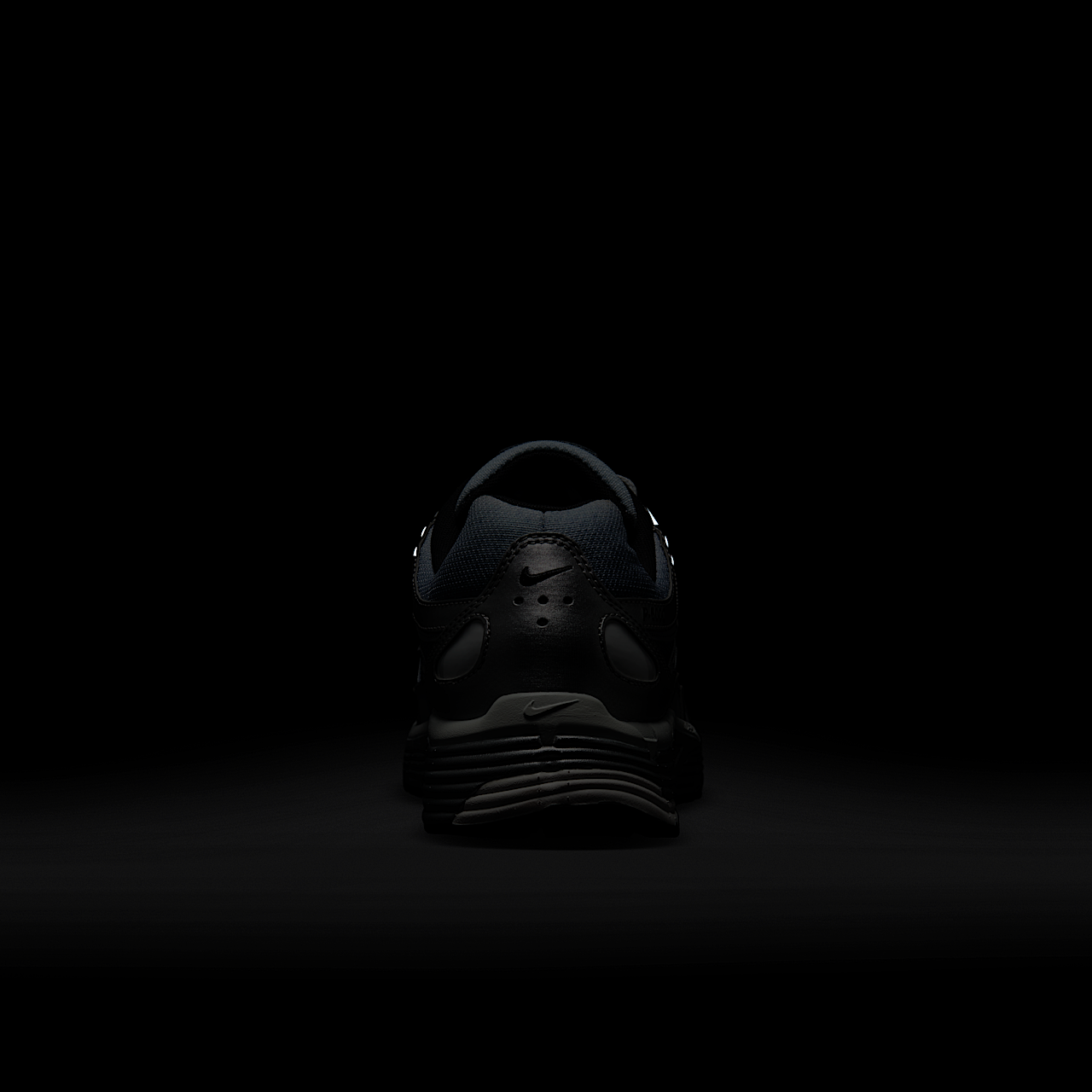 Nike P-6000 sneaker Metallic Silver/Wolf Grey/Anthracite/Summit White