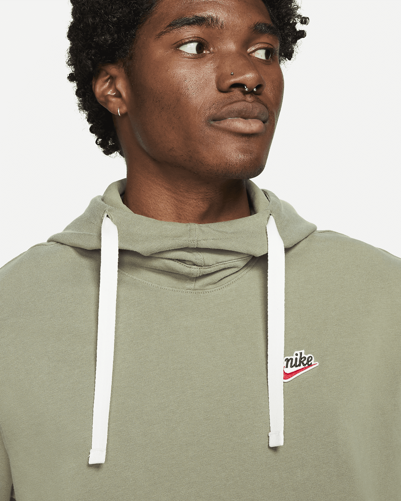 Nike Sportswear Heritage Essentials 8950.0 Sneaks.kg