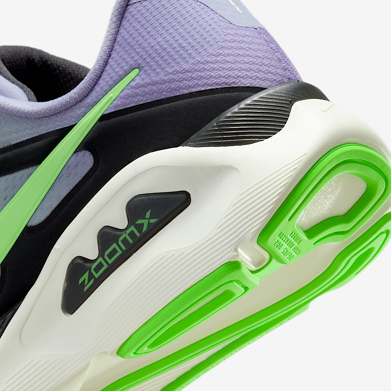 Nike  sneaker Iron Purple/Off Noir/Sail/Voltage Green