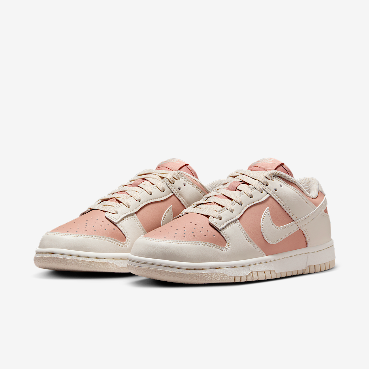 Nike Dunk Low sneaker Particle Pink/Light Orewood Brown/Sail/Light Orewood Brown