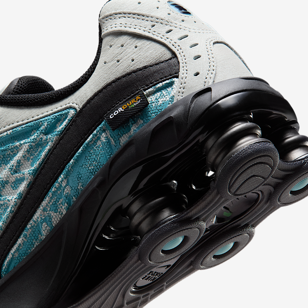 Nike Nike Shox sneaker Light Silver/Zwart/Denim Turquoise/Light Silver