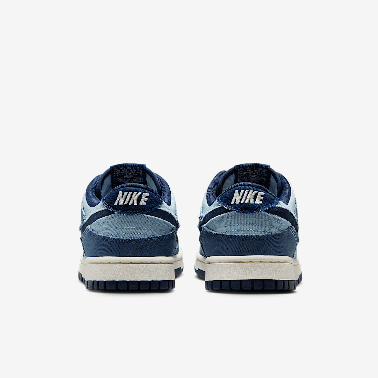 Nike Dunk Low sneaker Light Armory Blue/Diffused Blue/Pale Ivory/Midnight Navy