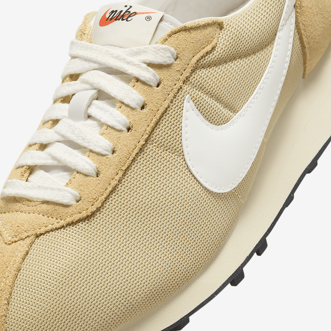 Nike  sneaker Team Gold/Sesame/Coconut Milk/Sail