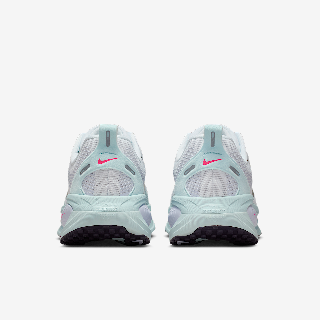 Nike Vomero sneaker Wit/Glacier Blue/Palest Purple/Metallic Silver