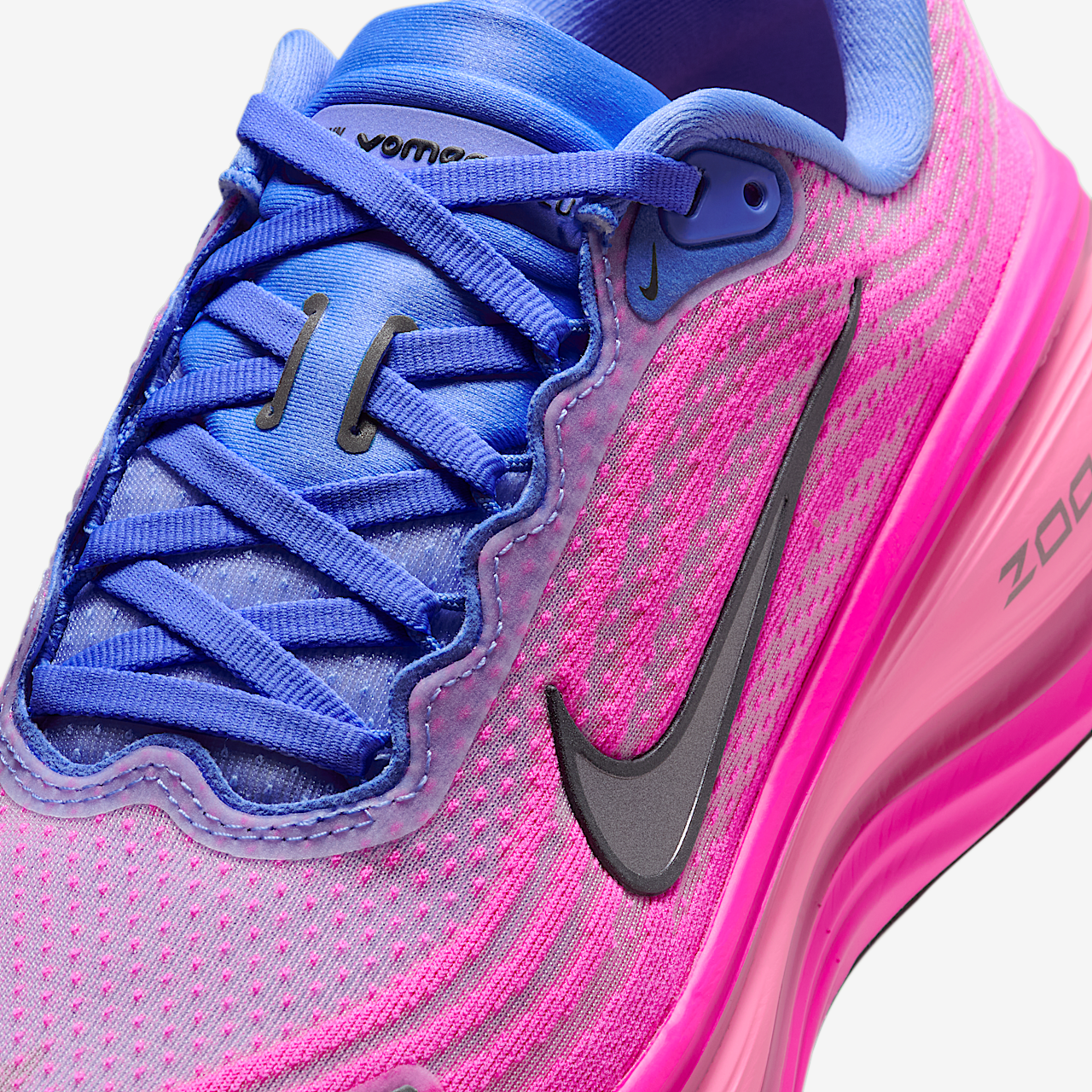 Nike Vomero sneaker Royal Pulse/Fire Pink/Pink Spell/Metallic Dark Grey
