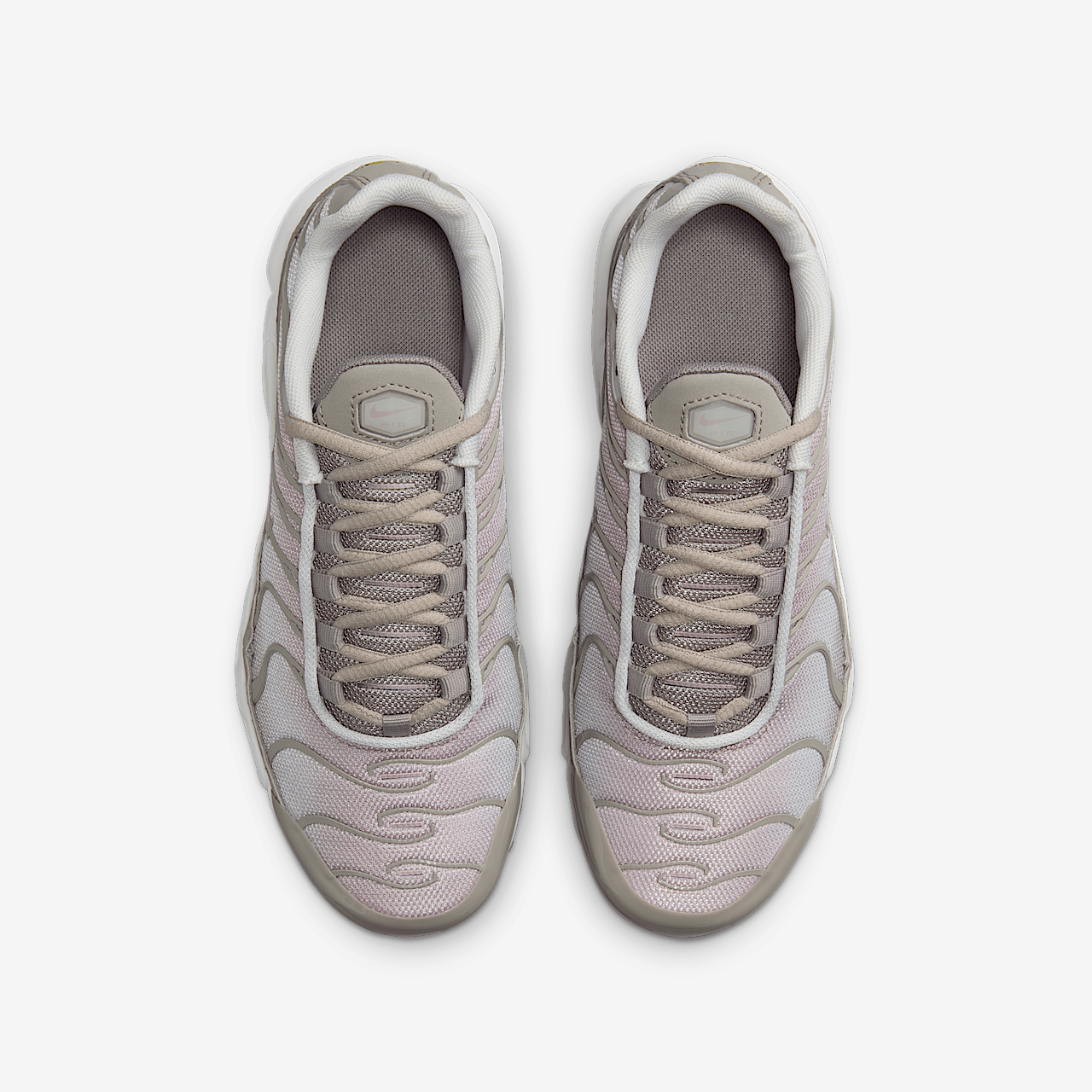 Nike Air Max Plus sneaker Photon Dust/Enigma Stone/Wit/Particle Rose