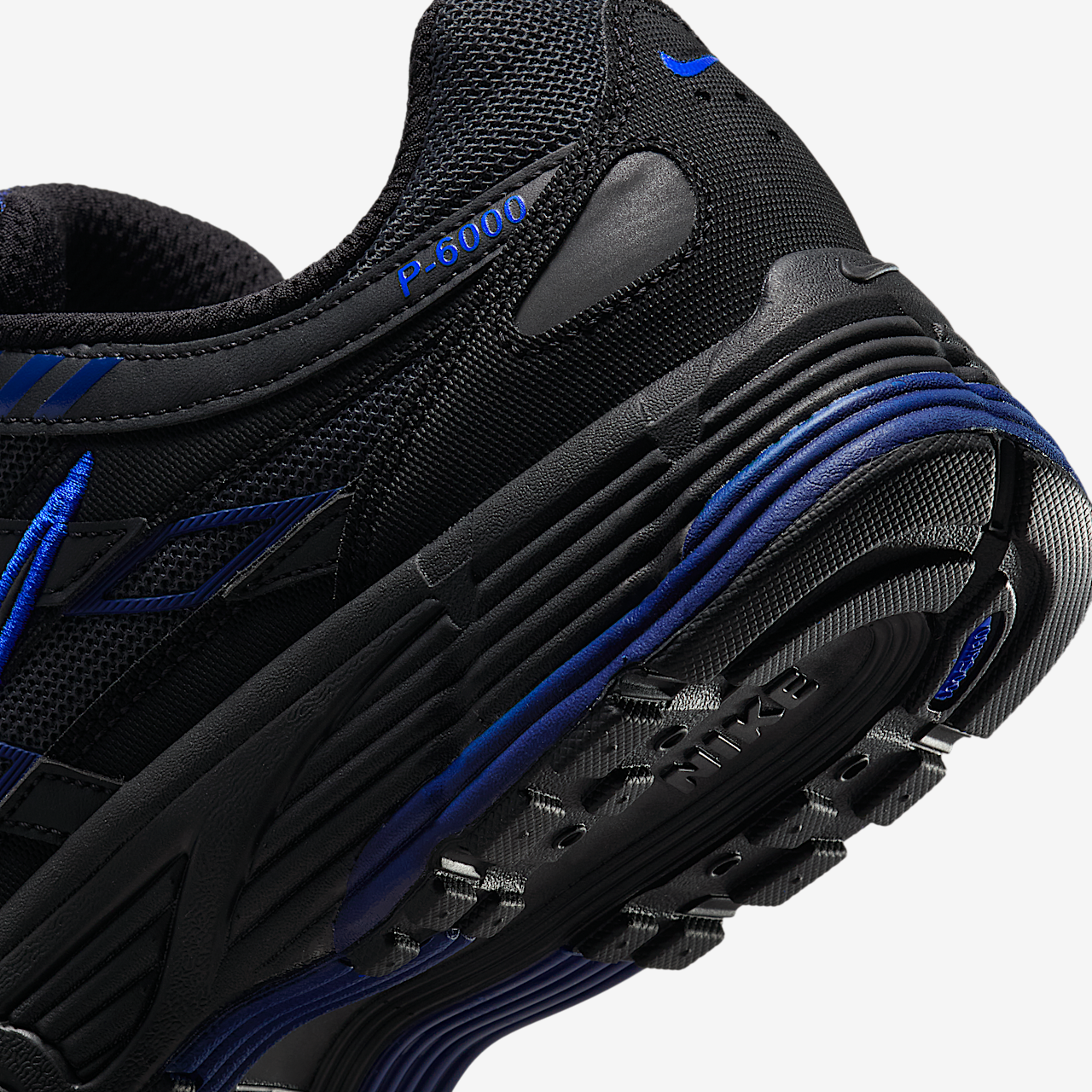 Nike P-6000 sneaker Zwart/Anthracite/Blue Void/Racer Blue