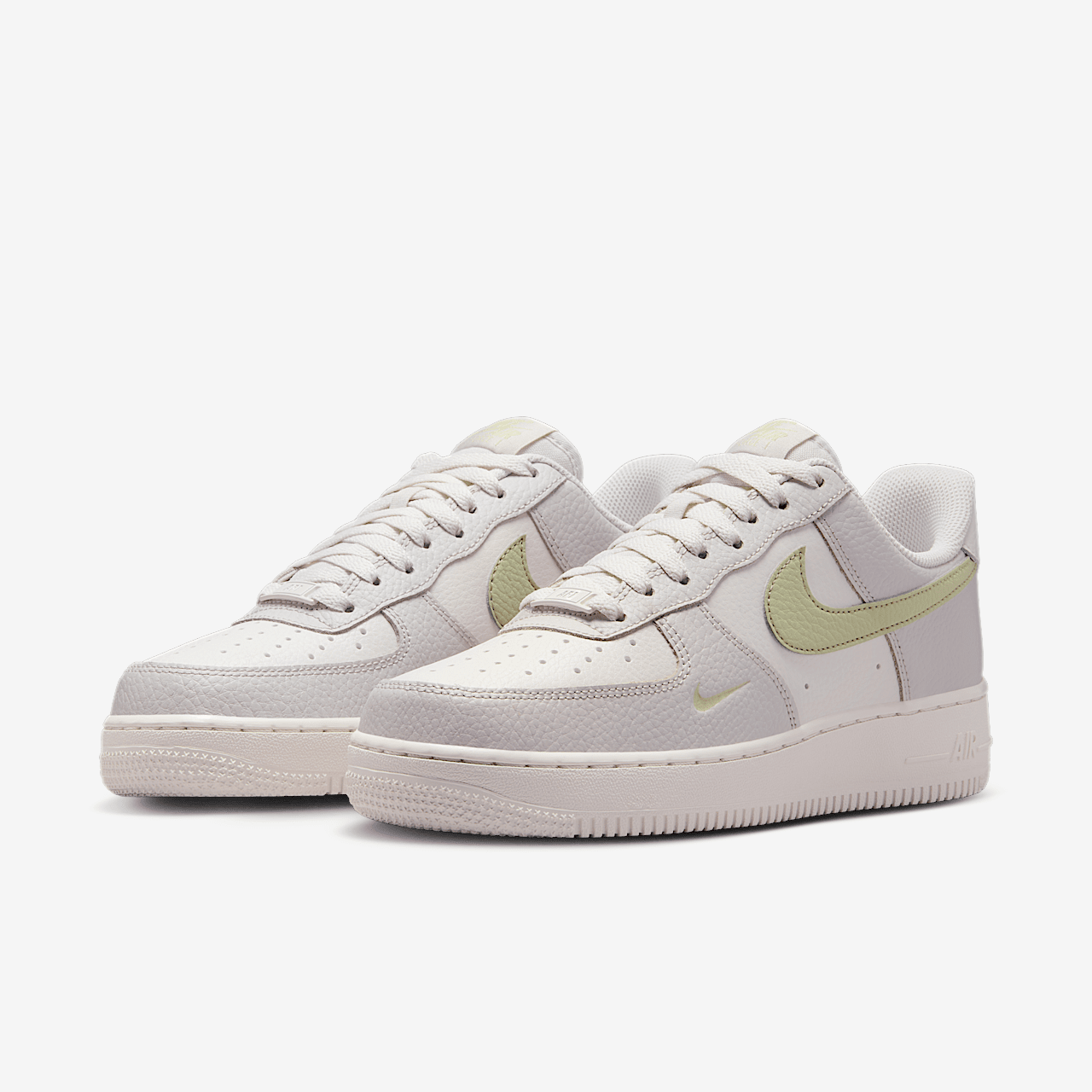 Nike  sneaker Phantom/Light Bone/Light Army/Olive Aura