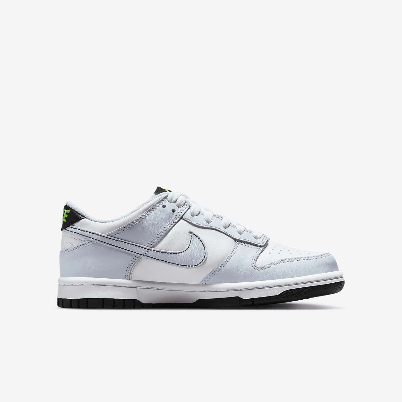 Nike Dunk Low sneaker Wit/Football Grey/Green Strike/Zwart