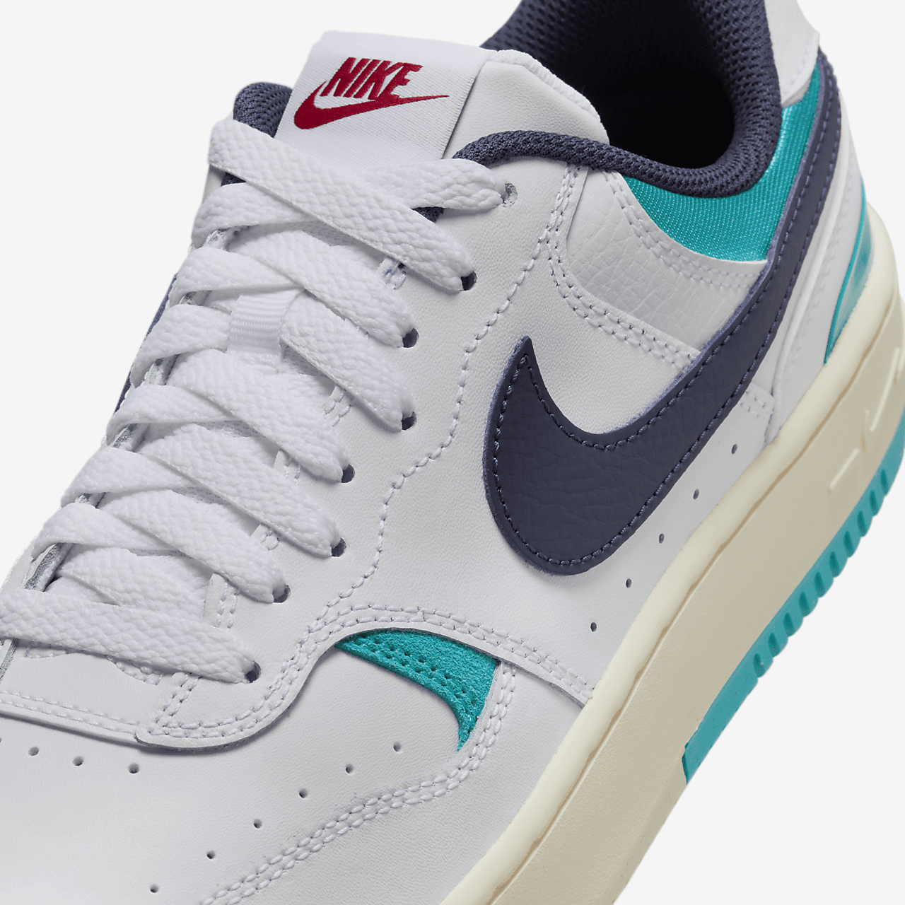 Nike  sneaker Dusty Cactus/Wit/Coconut Milk/Midnight Navy