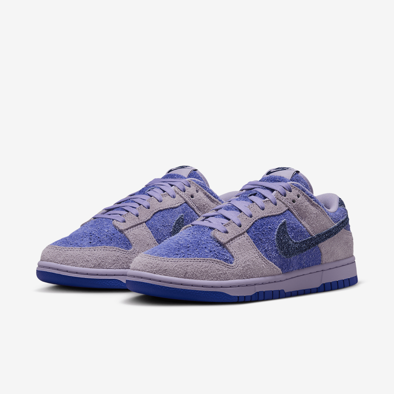 Nike Dunk Low sneaker Hydrangeas/Astronomy Blue/Deep Royal Blue