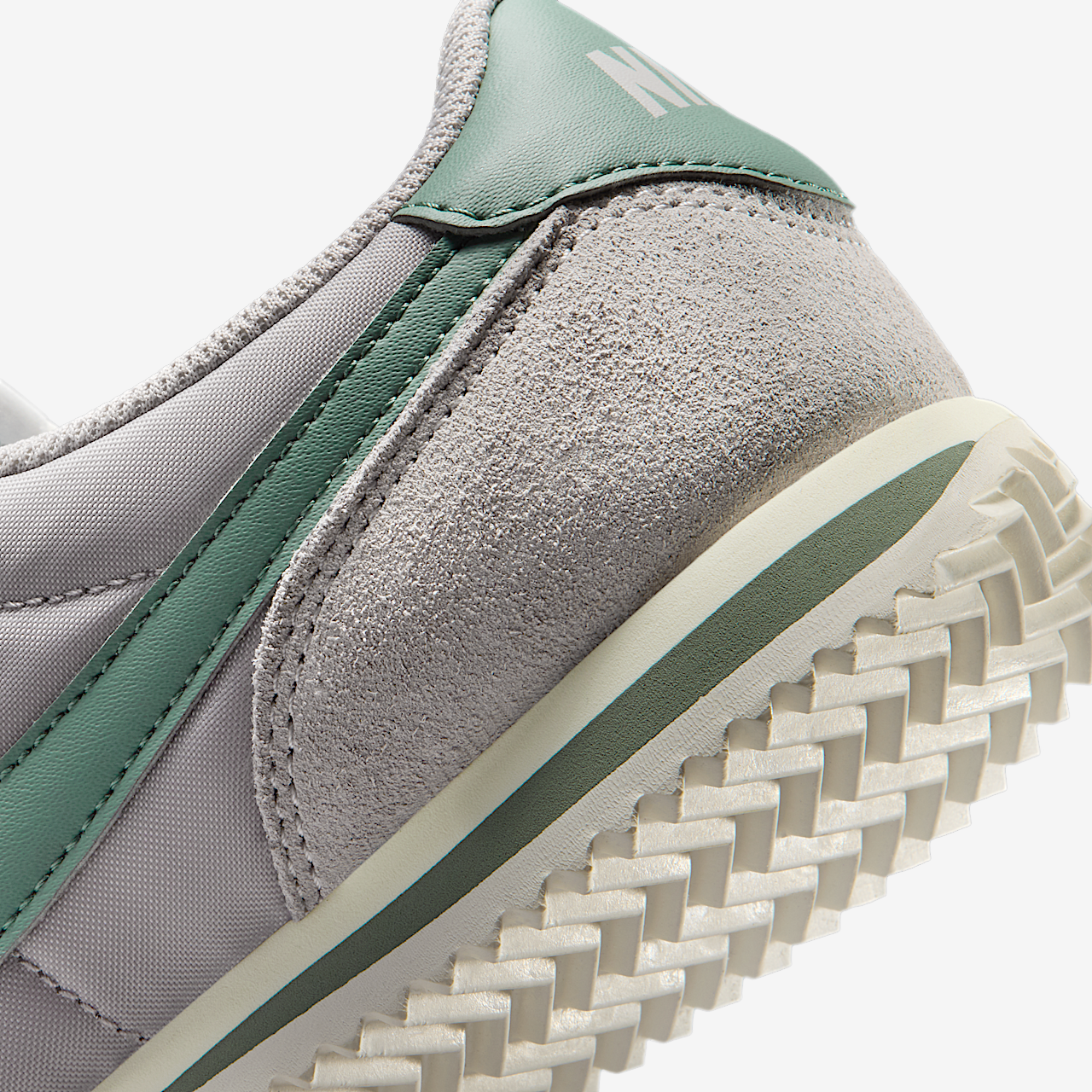 Nike Cortez sneaker College Grey/Sail/Clay Green