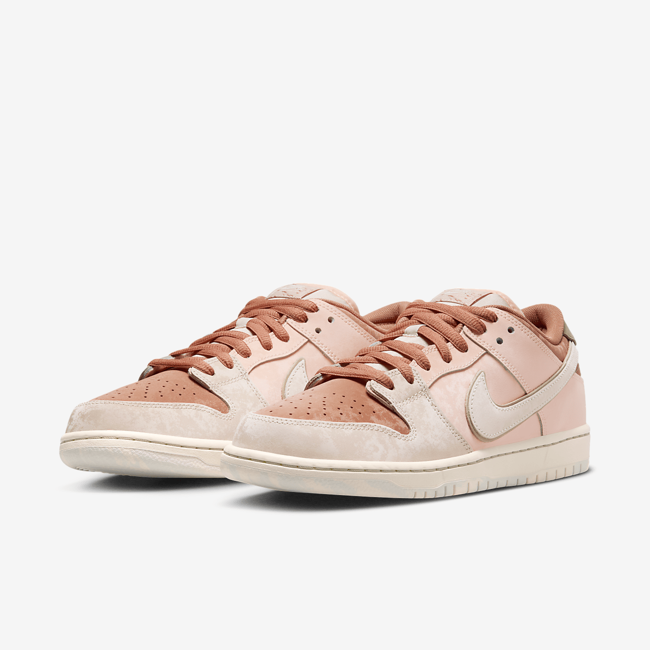 Nike Dunk Low sneaker Amber Brown/Crimson Tint/Hemp/Guava Ice