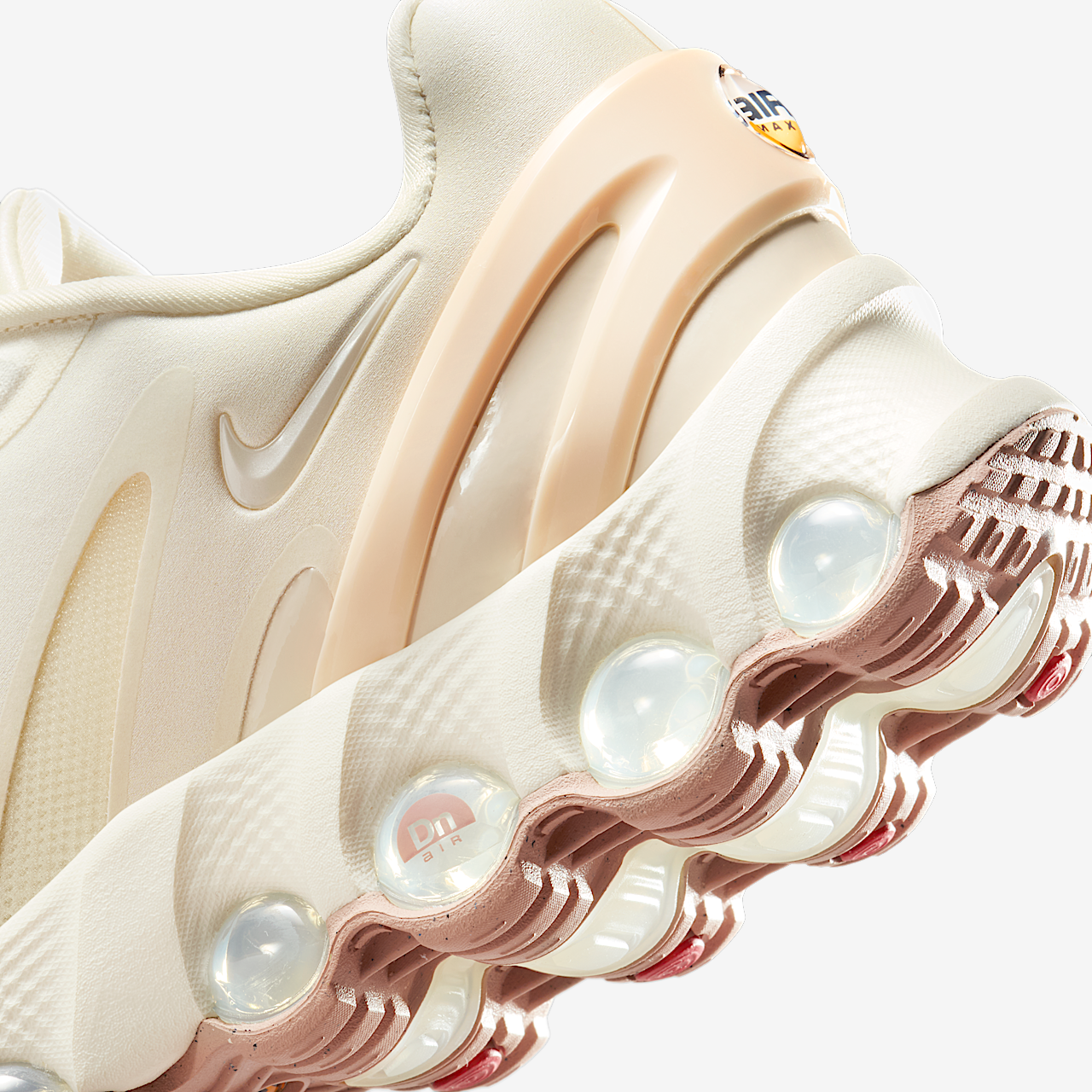 Nike Air Max DN sneaker Pearl White/Particle Pink/Metallic Silver/Soft Pearl