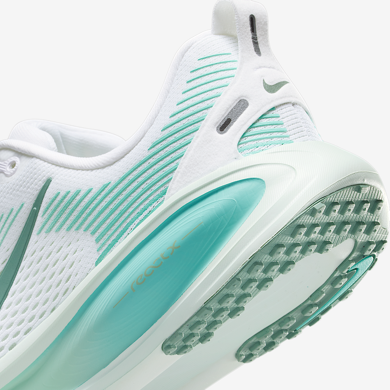 Nike Vomero sneaker Wit/Bleached Turquoise/Mint Foam/Cannon