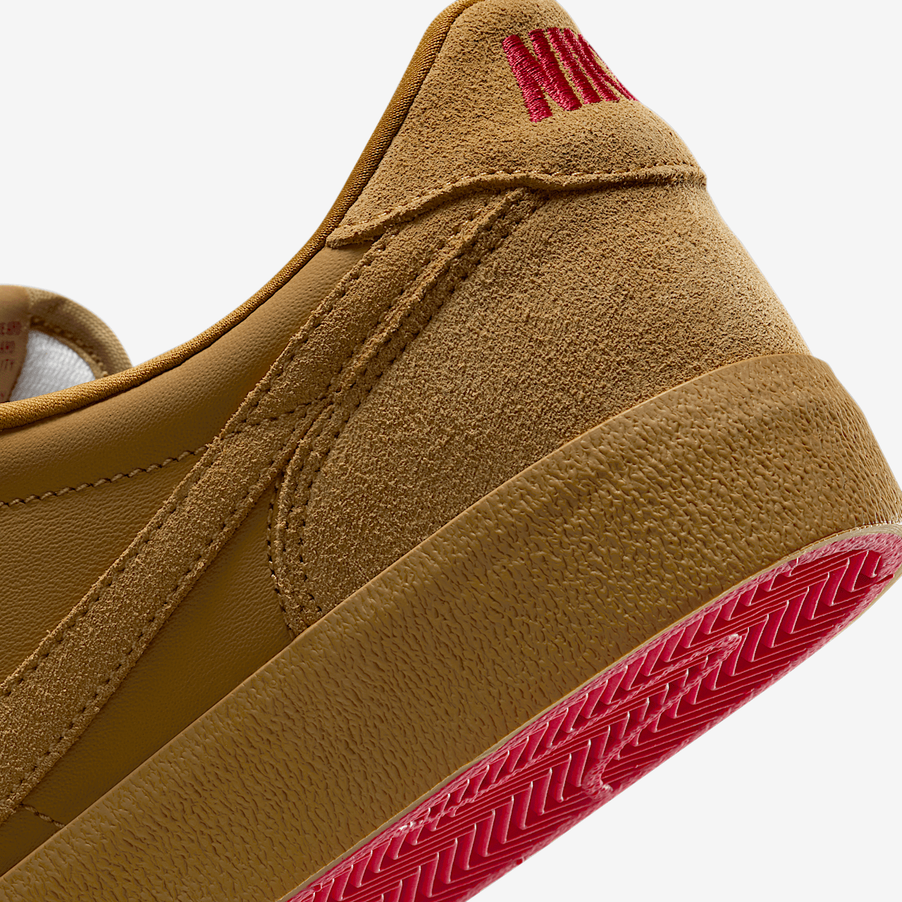 Nike  sneaker Flat Gold/Team Gold/Gym Red/Flat Gold