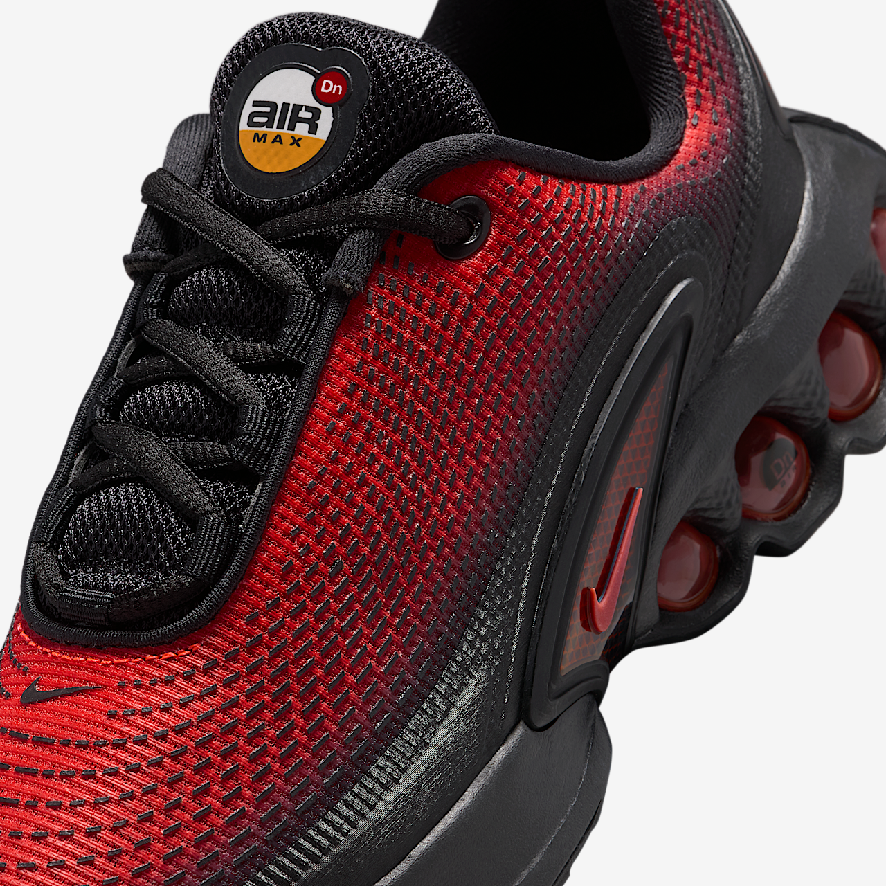 Nike Air Max DN sneaker Zwart/University Red/Total Orange/Bright Crimson