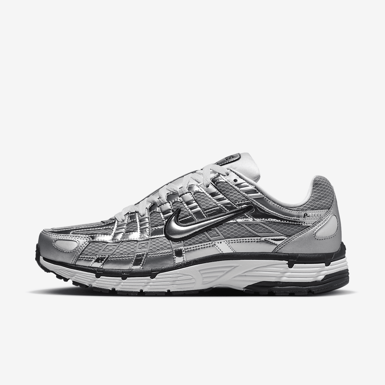 Nike P-6000 sneaker Metallic Silver/Sail/Zwart/Metallic Silver