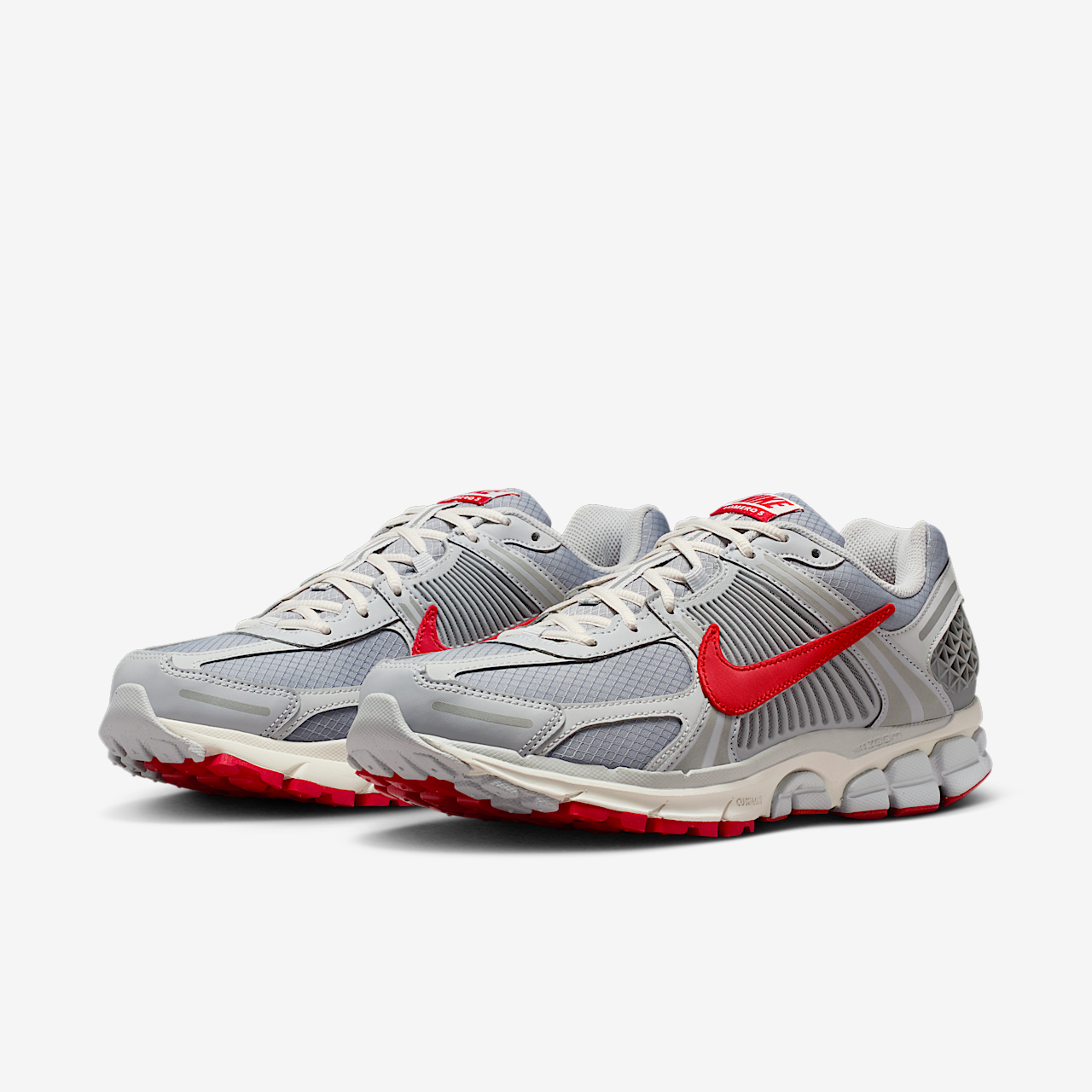 Nike Vomero sneaker Grey Fog/Particle Grey/Phantom/University Red