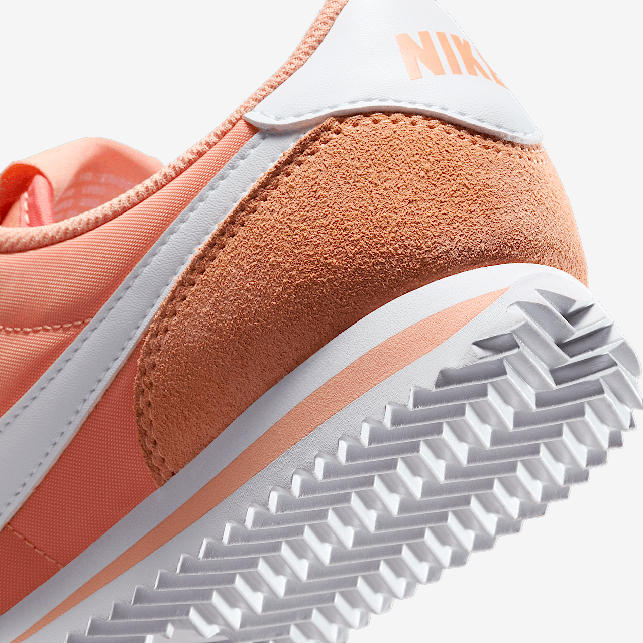 Nike Cortez sneaker Apricot Agate/Wit