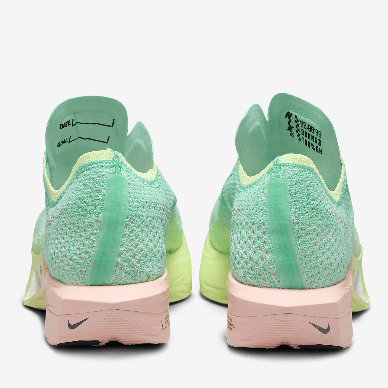 Nike  sneaker Mint Foam/Sunset Tint/Barely Volt/Sail