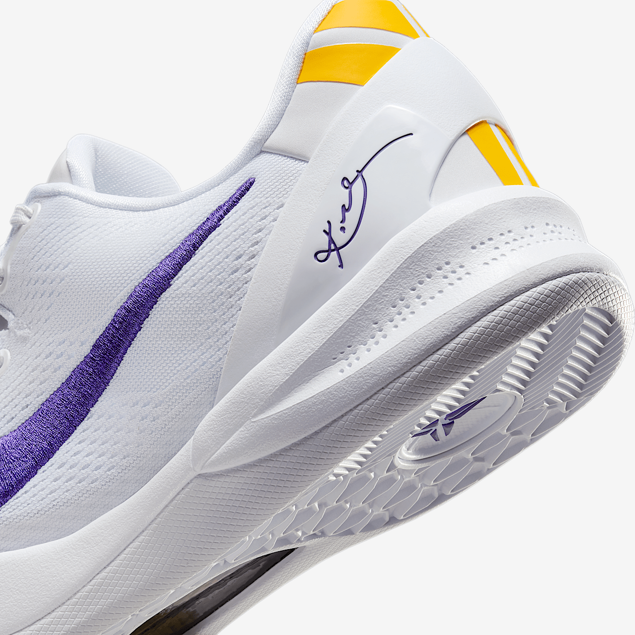 Nike Kobe sneaker Wit/University Gold/Court Purple